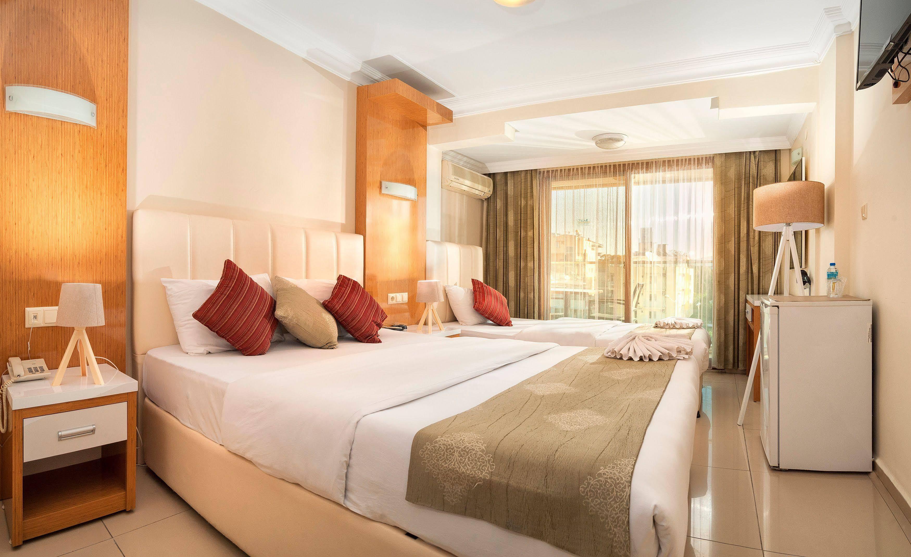 Temple Miletos Spa Hotel Алтинкум Экстерьер фото